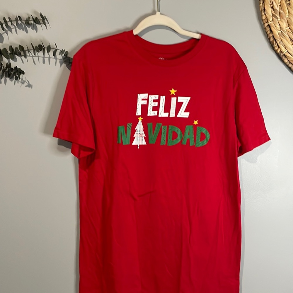 Feliz Navidad Tee